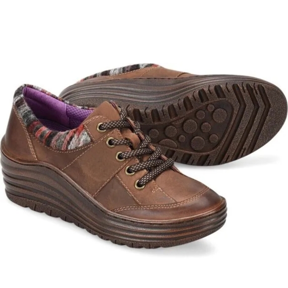 Bionica Shoes - Bionic Gervais Platform Wedge Oxfords. Size 8